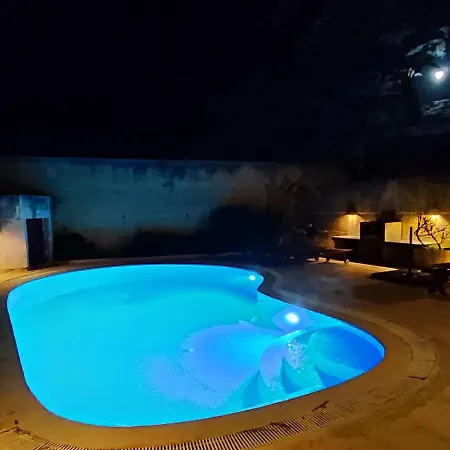 Vakantiehuis Razzett Ziffa Victoria