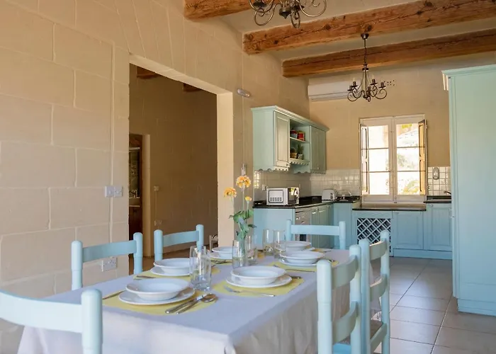 Razzett Ziffa Feriehus Victoria